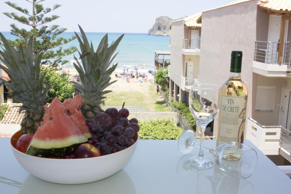 Michael Apartments Agia Marina Extérieur photo